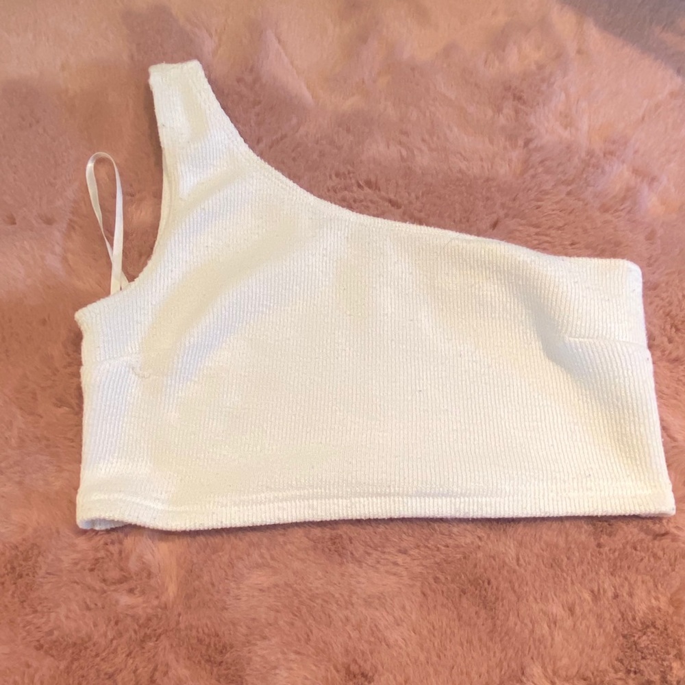 one shoulder white crop